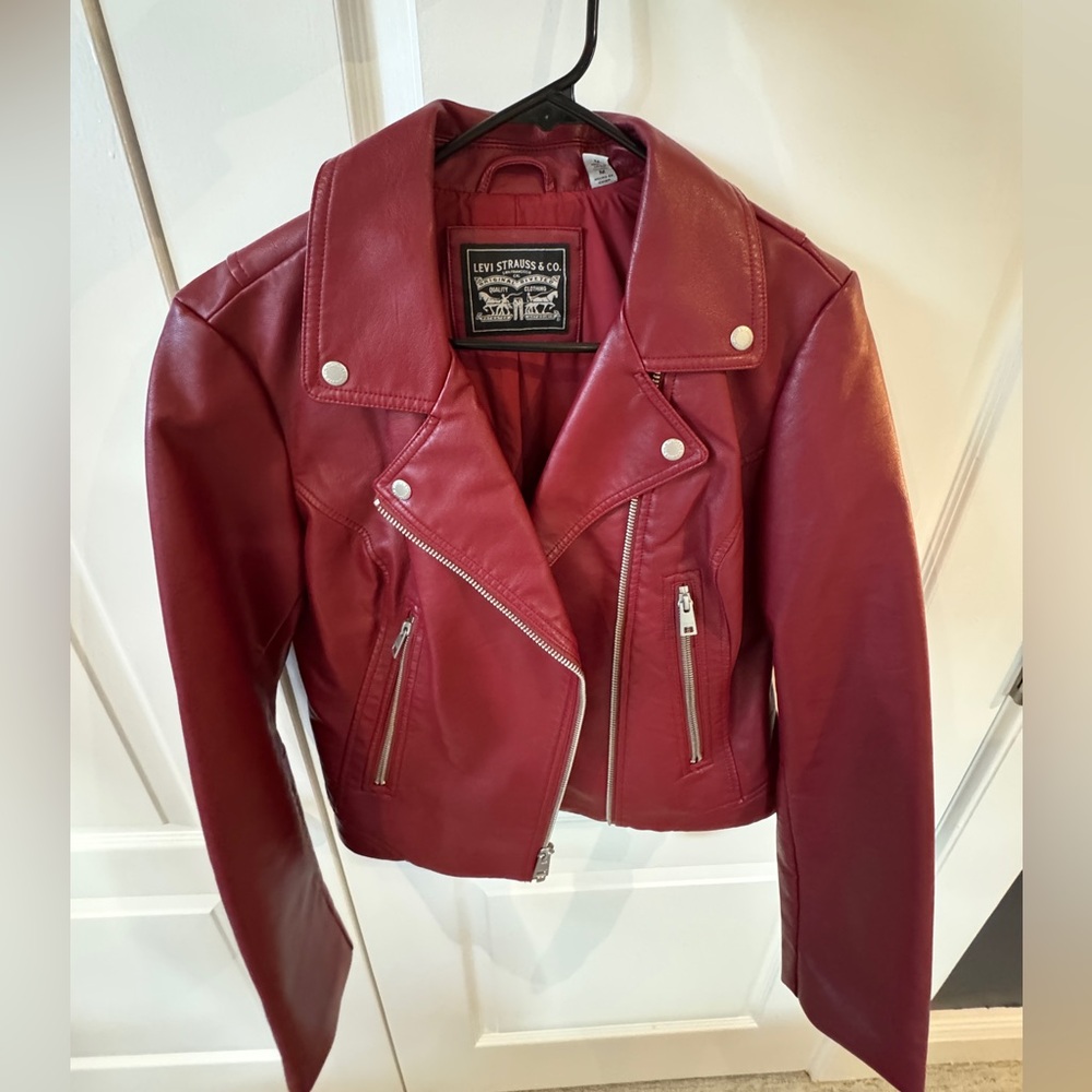 NWT-MSRP $148: Levi’s Red, Fully Lined, Leather Look & Feel, Woman’s Jacket. LG